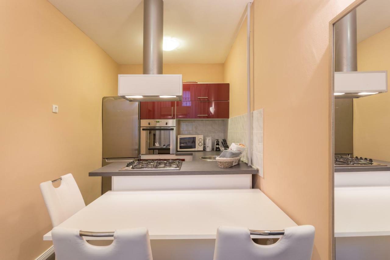 Super Nice Super Location - 2 Budapest Bagian luar foto